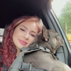 Meet your Posher, Angela